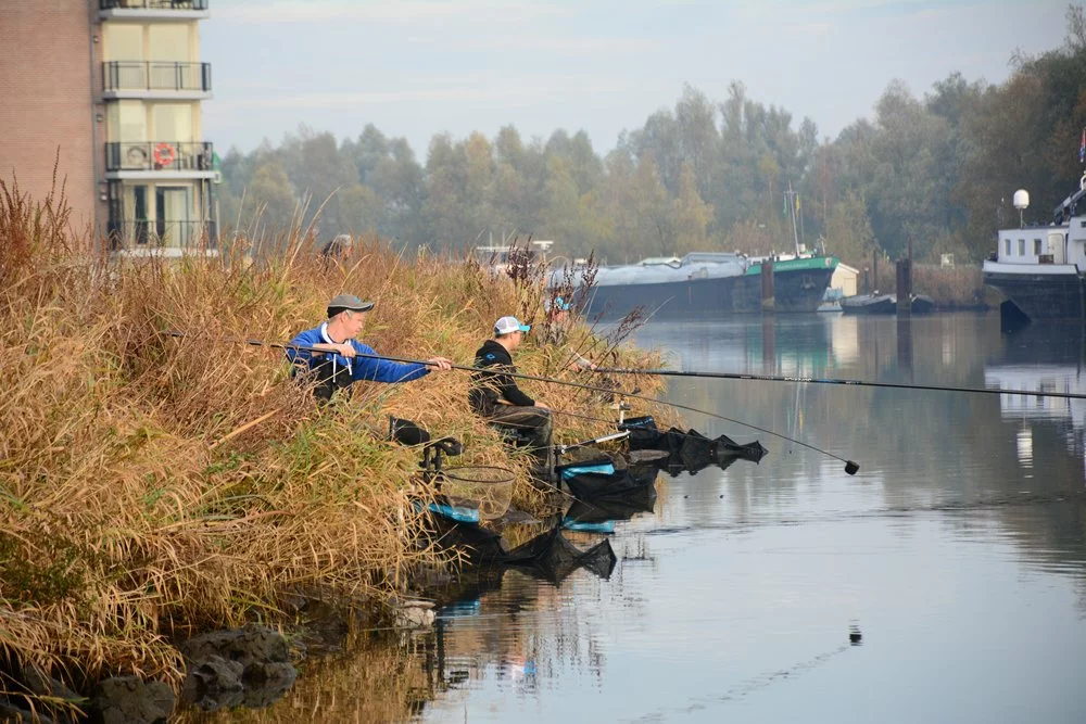Voorpagina -Hengels Winkel 12