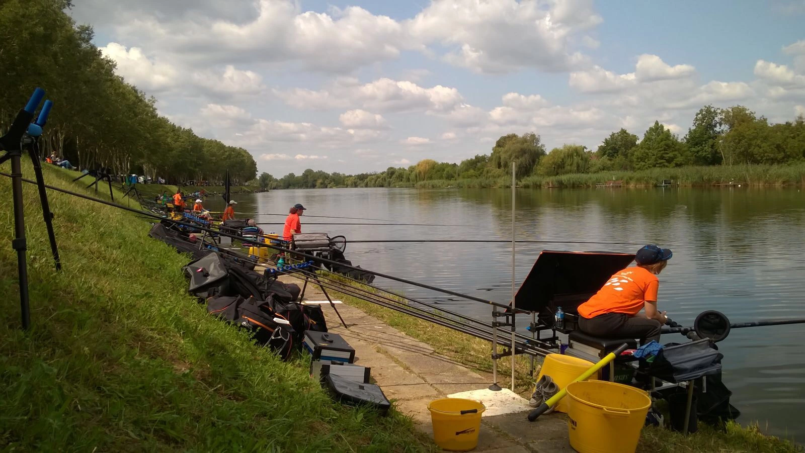 Voorpagina -Hengels Winkel 18